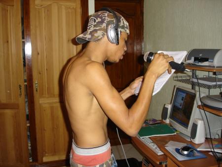 mc truth in the begning to the way of RAP !!!!